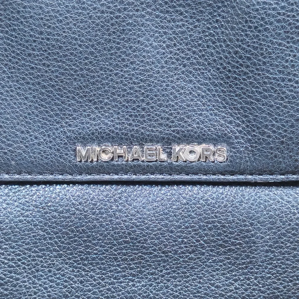 Michael Kors Bedford Double Gusset Pebble Leather Crossbody Bag Chain Purse